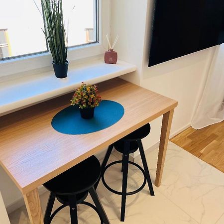 Zeus Design Apartment Erlach #62 Wenen Buitenkant foto